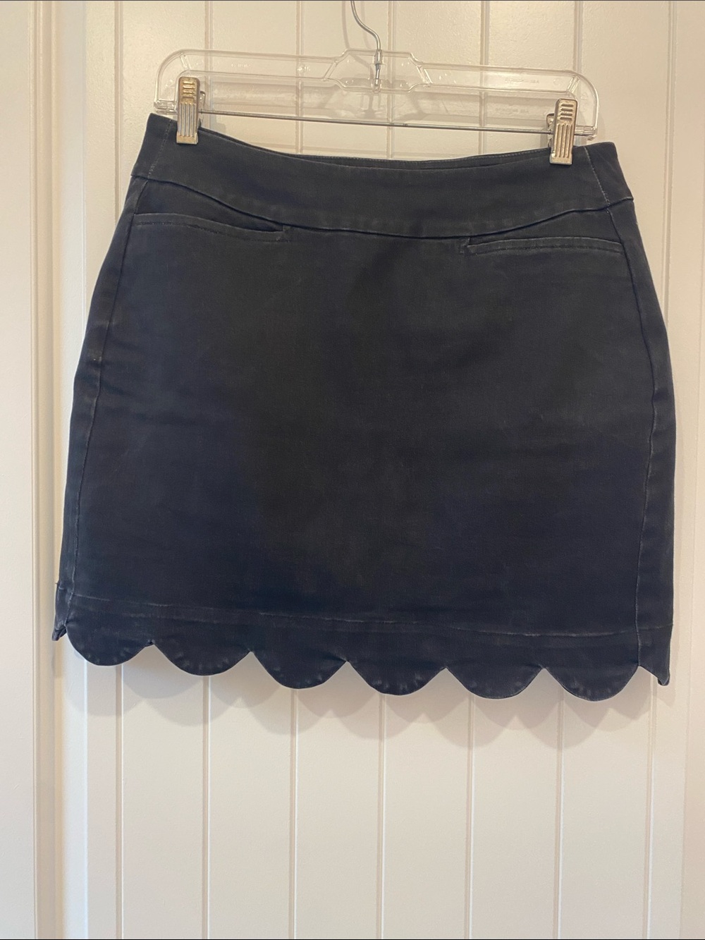 Lulu B Black denim Pull on Scalloped Hem Skort